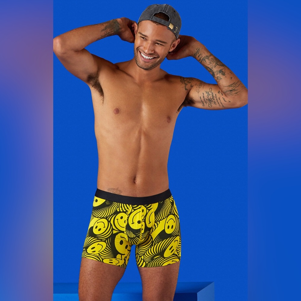 MeUndies Men’s Trunks -(NEW) smiley face style! Super soft comfortable underwear